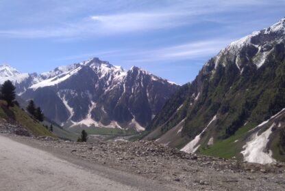 Amarnath Yatra: A Pilgrim’s Guide to a Soul-Stirring Journey